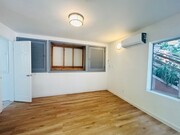 Photo - Lucretia Apartments Unit 1552 1/4