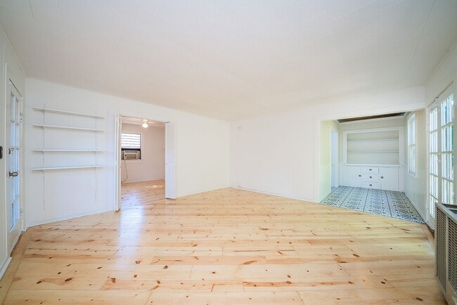 Photo - 2339 Norwalk Ave Unit 2339 1/2 Norwalk Ave