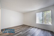 Photo - 14201 Victory Blvd Condo Unit 211D