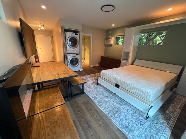 Photo - 835 N Kenter Ave Unit n/a