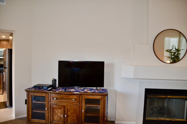 Photo - 41691 Kansas St