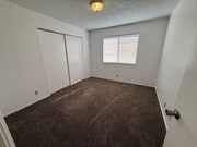 Photo - 118 W Boone St