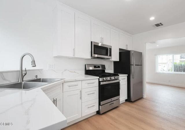 Photo - 268 E Providencia Ave Unit E