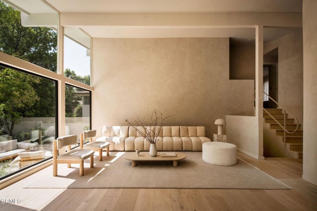 Photo - 4722 Larkwood Ave