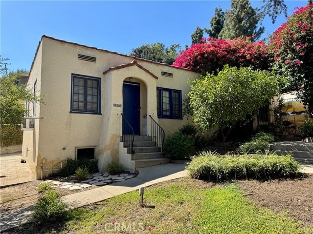 Building Photo - 1714 Gillette Crescent Unit B