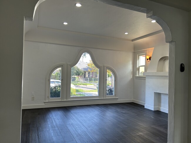 Photo - 3308 Glenhurst Ave Unit 3308 Glenhurst Ave