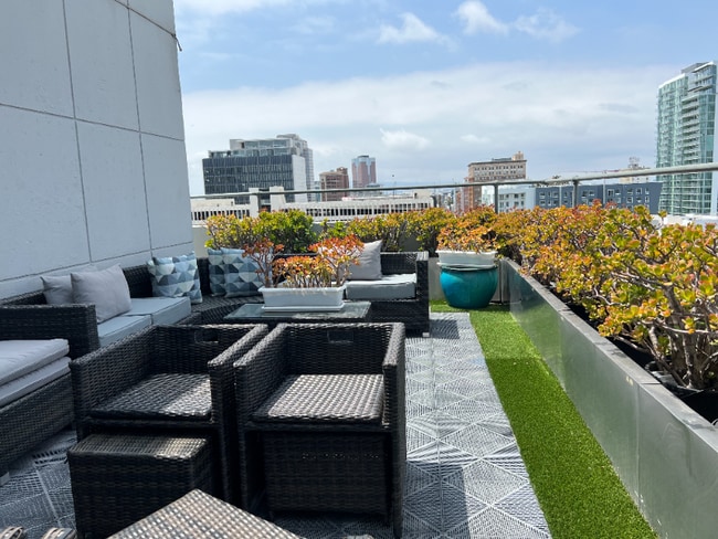 Photo - 140 Linden Ave Unit Penthouse