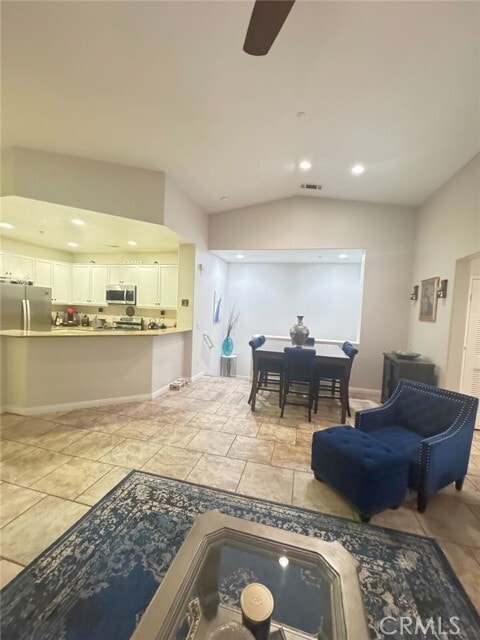 Photo - 35848 Lajune St Unit 1
