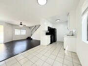 Photo - 1343 W 36th St Unit 3