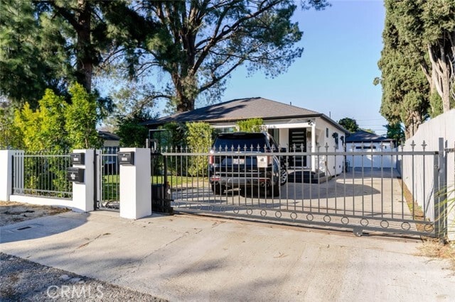 Building Photo - 11453 Calvert St