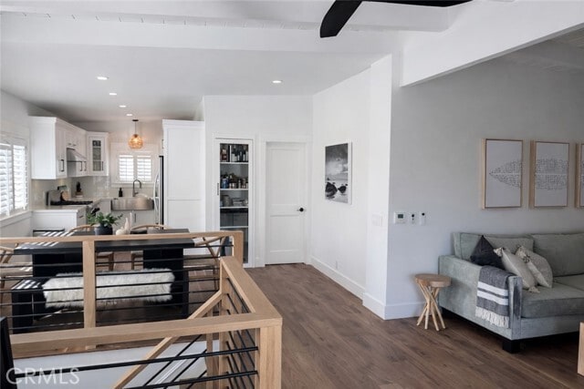 Photo - 611 Avenue C