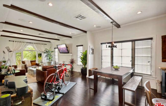 Photo - 5130 1/2 20th St Unit HALF