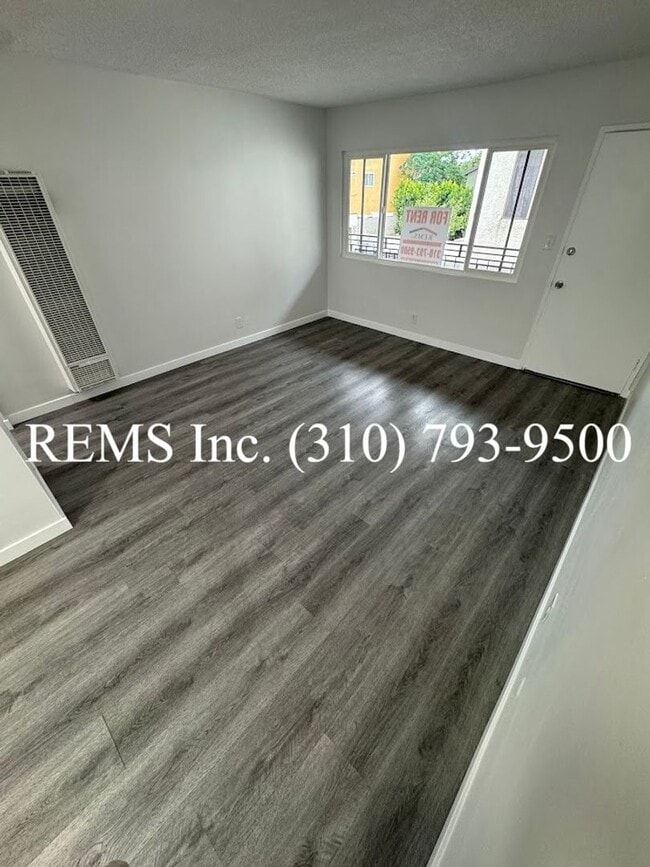 Photo - 1040 Ohio Ave