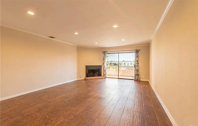 Photo - 9906 Owensmouth Ave Townhome