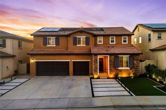 Building Photo - Stunning and Spacious 5BR 3BA Home w/ Solar Panels + Community Pool + Basketball/Tennis Court + S...
