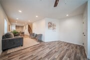 Photo - 803 E 89th St House