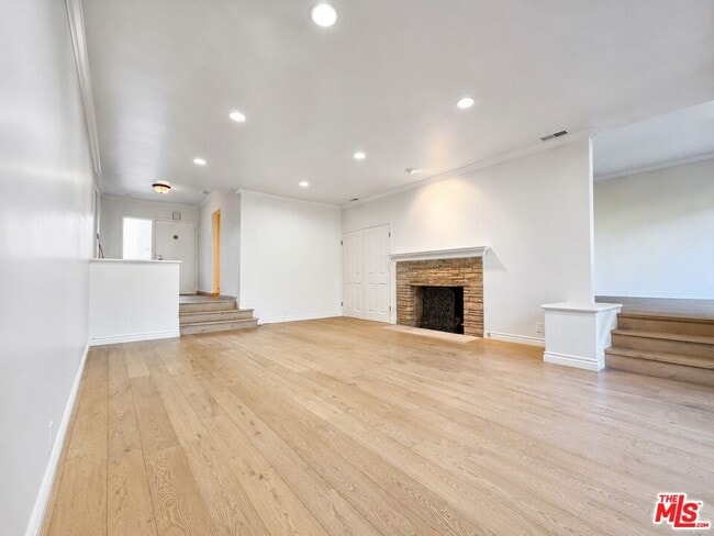 Photo - 2200 S Canfield Ave