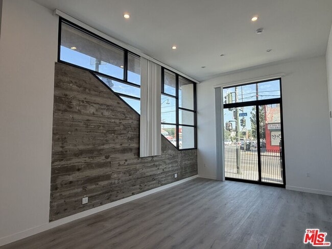 Photo - 1870 1st St Unit 101