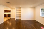 Photo - 5766 Newcastle Ave