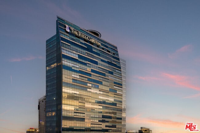 Building Photo - 900 W Olympic Blvd Unit 38K Rental