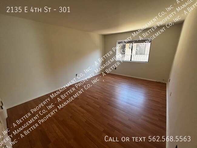 Photo - 2135 E 4th St