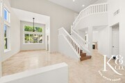 Photo - Magnificent 5 Bedroom Home in Desirable Oa...
