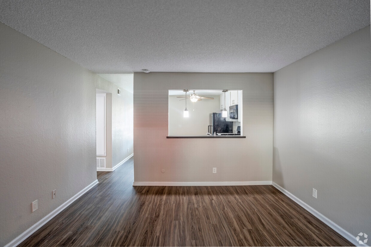 Floor Plan - Two Bedroom