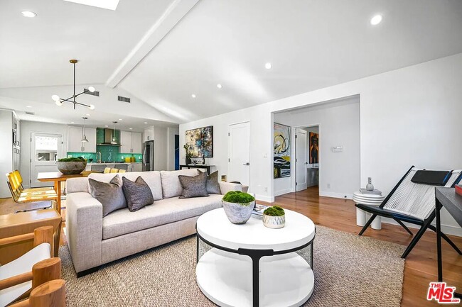 Photo - 2751 Midvale Ave