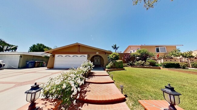 Building Photo - 9092 Brabham Dr