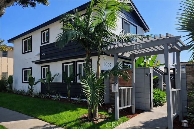 Photo - 1009 Valencia St Unit C