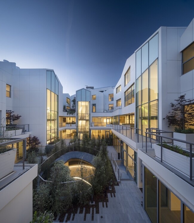 Photo - Gardenhouse Beverly Hills