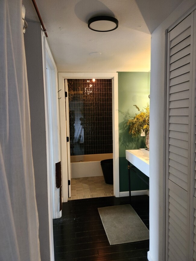 Photo - 435 S Virgil Ave Unit 108