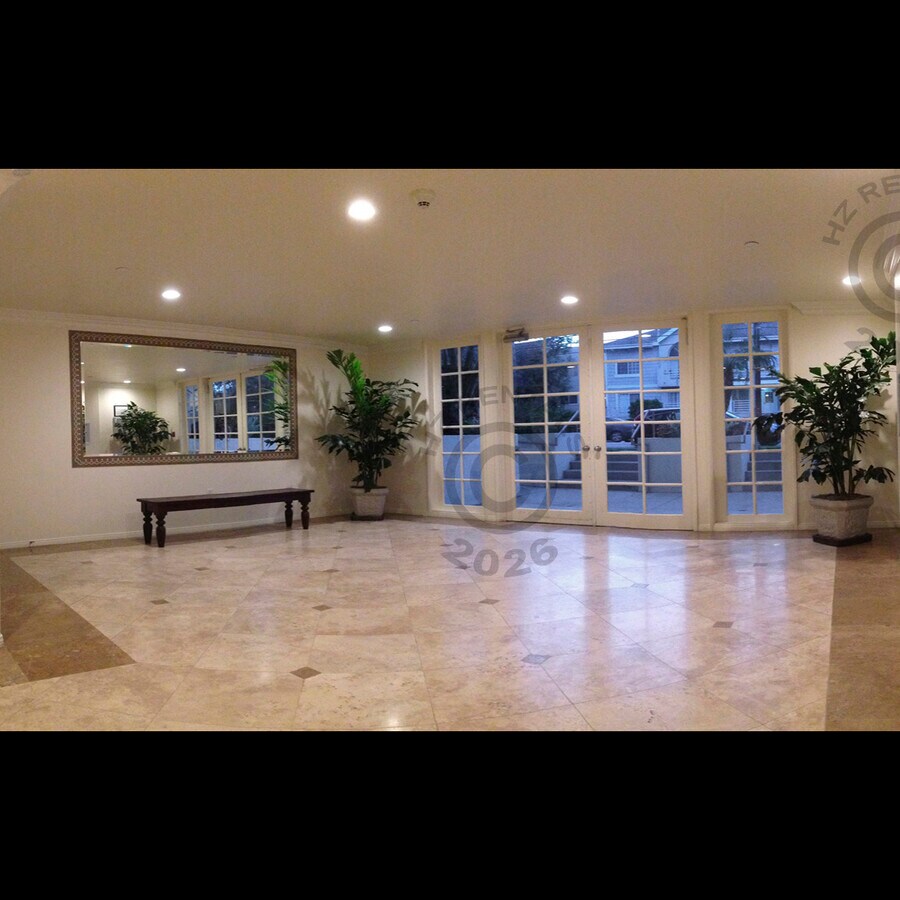 Photo - 12140 Moorpark St