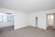 Photo - La Jolla / Village Area - Upstairs One Bedroom in the Village! Unit 7705