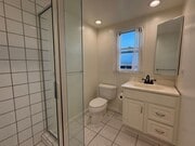 Photo - 1 bed, 1 bath Guest unit in Woodland Hills House
