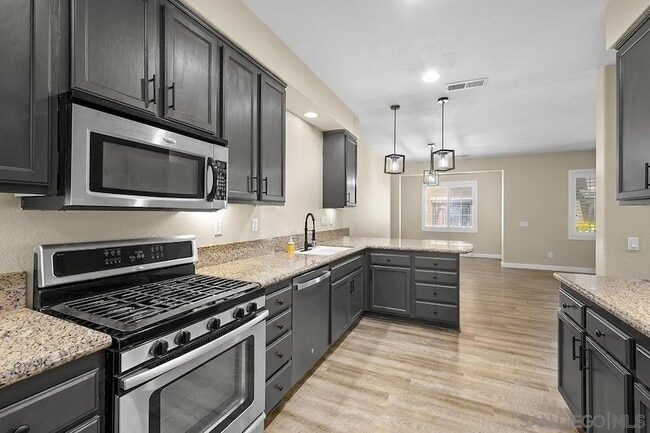 Building Photo - 1444 Canvas Dr