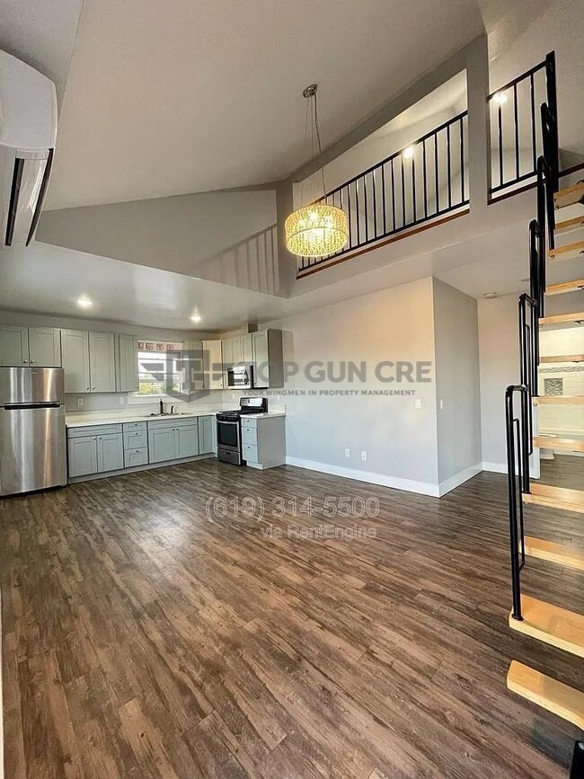 Photo - 643 S 31st St Unit 4