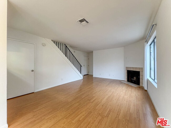 Photo - 2490-2490 Purdue Ave Unit 7