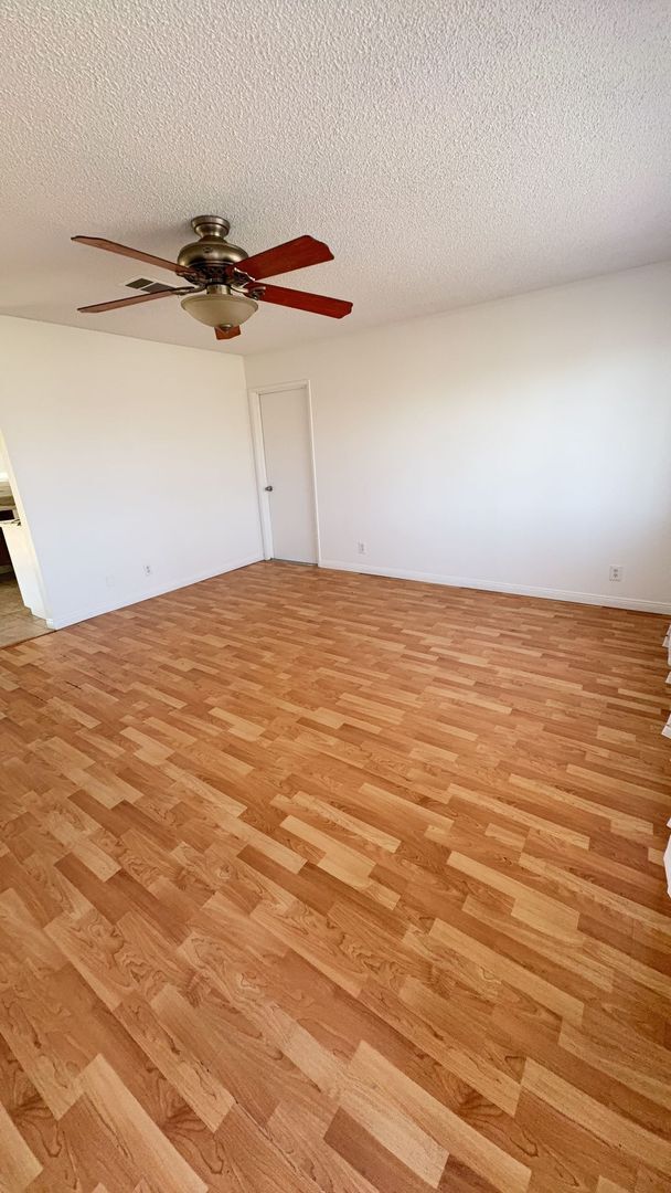 Photo - 3 BEDROOM APPLE VALLEY HOME