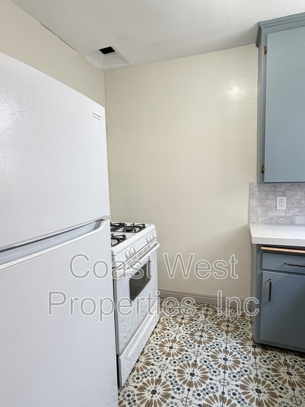 Photo - 1041 Loring St