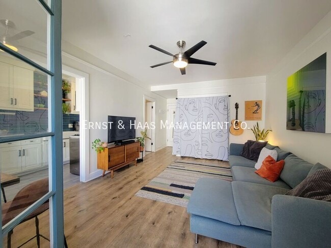 Building Photo - 455 E Ocean Blvd Unit #1008