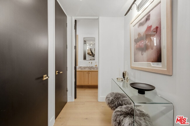 Photo - 211 S Spalding Dr Unit 110N