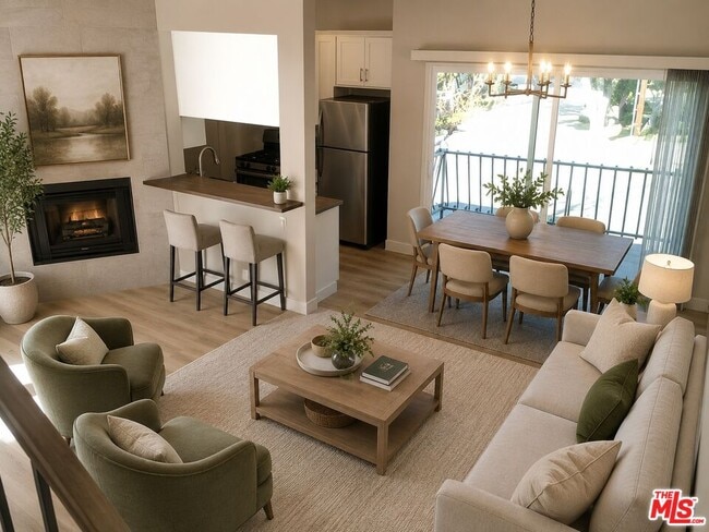 Building Photo - 11230 Camarillo St Unit 201
