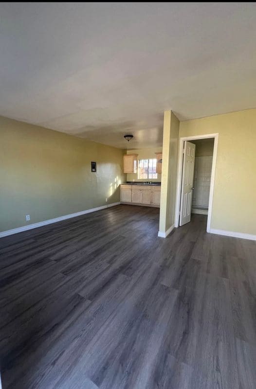 Photo - 539 S 5th Ave