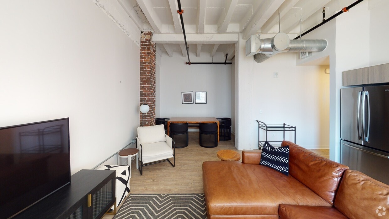 3D Tour - Arrive 625 Broadway