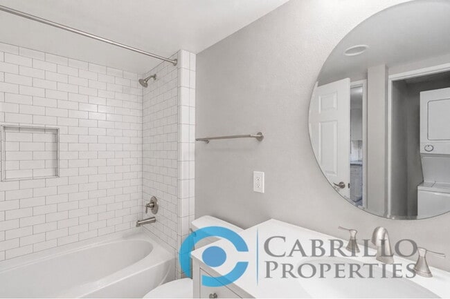 Photo - 1435 India St Unit 408