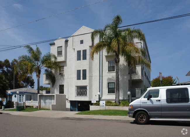 Building Photo - Barracuda Apartments