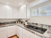Photo - 321 Crocus Ct
