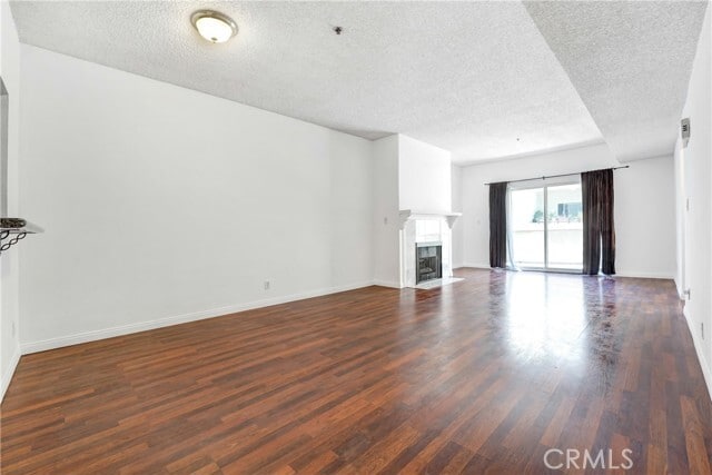 Photo - 2905 Montrose Ave Unit 416