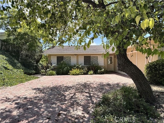 Building Photo - 28845 Briarhurst Dr